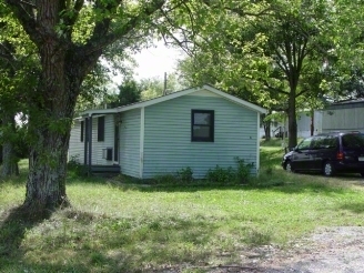 8701 Happy Valley Rd in Cave City, KY - Building Photo