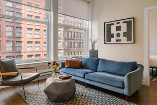 17 S Wabash Ave, Unit SI ID1504149P in Chicago, IL - Building Photo