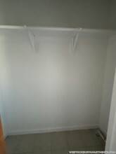 35 Carrolton Rd, Unit 2 in Boston, MA - Foto de edificio - Building Photo