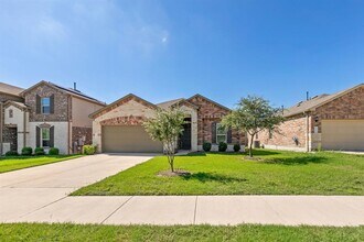 6909 Bellingham Dr in Austin, TX - Building Photo - Building Photo