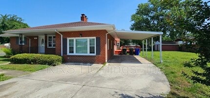 1002 Hatton St in Norfolk, VA - Building Photo - Building Photo