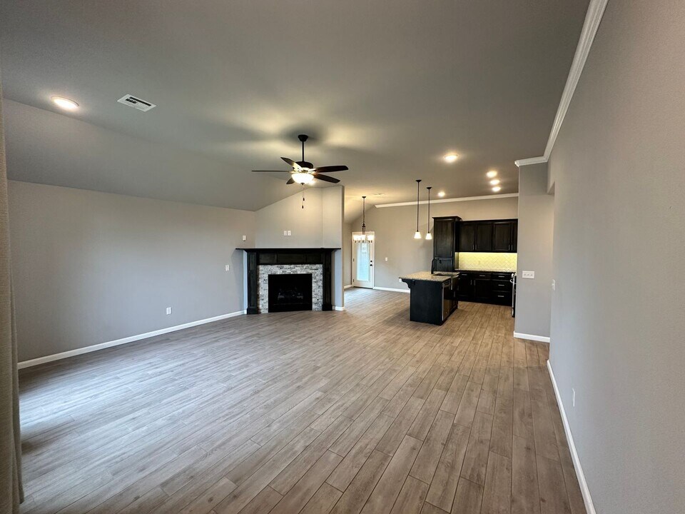 4133 NW 155th St in Edmond, OK - Building Photo