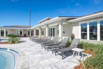 Summer Pointe Village in Summerfield, FL - Foto de edificio - Building Photo