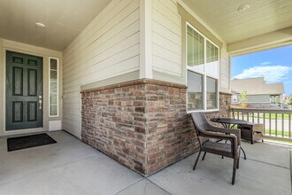 24446 E Ohio Dr in Aurora, CO - Foto de edificio - Building Photo