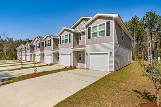 2794 College Cv in Biloxi, MS - Building Photo - Building Photo