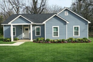 698 Delta Rd in Memphis, TN - Building Photo