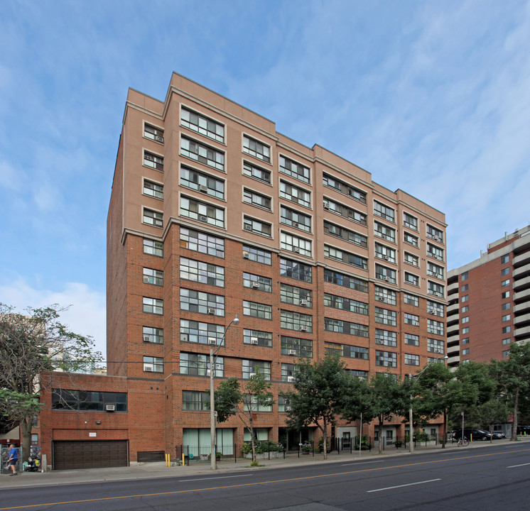 Hazelburn Co-operative Homes Of Toronto in Toronto, ON - Building Photo