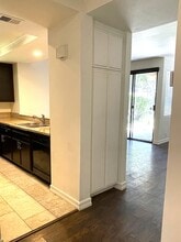 16211 Downey Ave in Paramount, CA - Building Photo - Building Photo