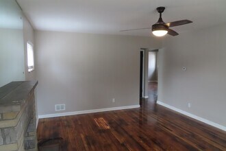 1121 Fairwood Ave in Columbus, OH - Building Photo - Building Photo