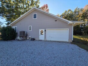 133 Cummins Creek Rd in Beaufort, NC - Foto de edificio - Building Photo