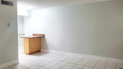 4163 SW 67th Ave in Davie, FL - Building Photo - Building Photo