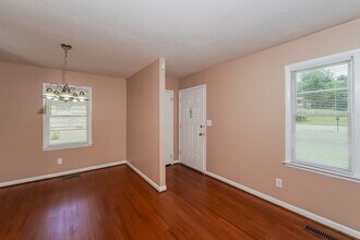 417 19th Terrace NE in Center Point, AL - Building Photo - Building Photo