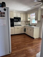 4004 Cluster Dr in Holiday, FL - Building Photo - Building Photo