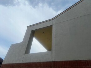 2668 Bering Dr in Houston, TX - Building Photo - Building Photo