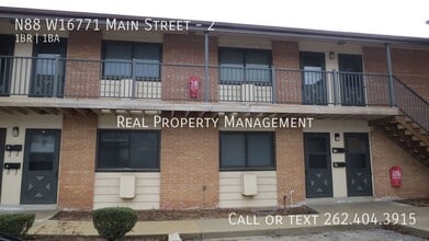 N88W16771-W16771 Main St in Menomonee Falls, WI - Building Photo - Building Photo