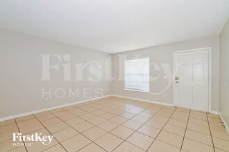 3694 Rundo Dr in Orlando, FL - Foto de edificio - Building Photo