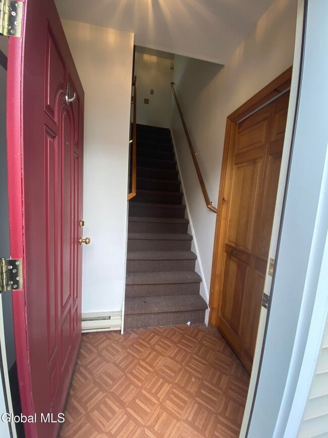 12 Lake Ave in Ballston Spa, NY - Building Photo - Building Photo