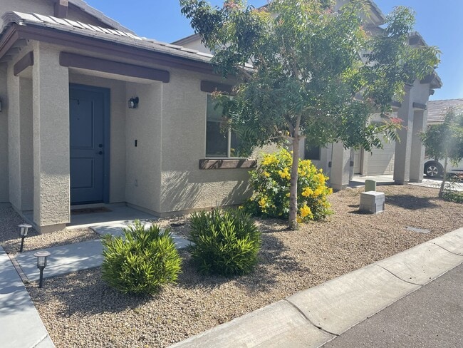 1884 W Expressman St in Apache Junction, AZ - Building Photo - Building Photo