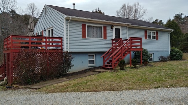 3967 Riverview Ln, Unit B