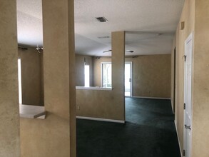 1140 Hidden Cove Cir N in Jacksonville, FL - Building Photo - Building Photo