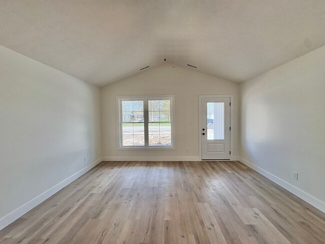 209 Madison St in Carterville, IL - Building Photo - Building Photo