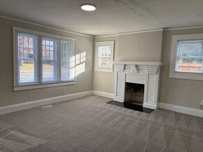 1110 S Main St in Reidsville, NC - Building Photo - Building Photo