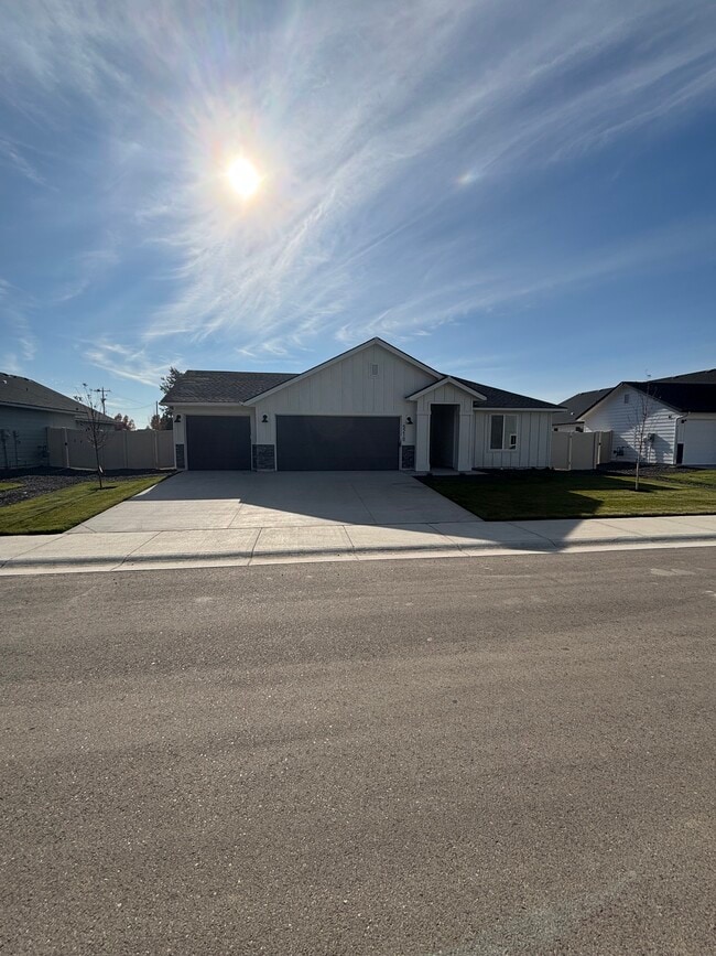 property at 5210 Endicott Dr