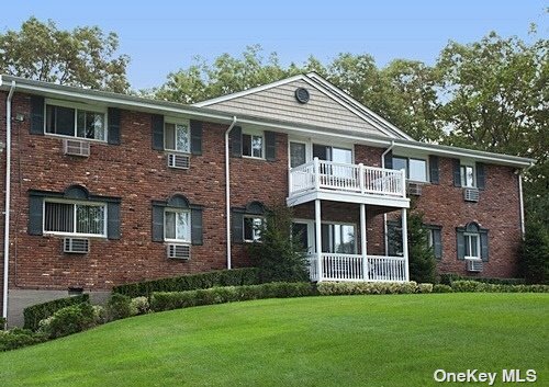 425 Lincoln Blvd-Unit -3-2T in Hauppauge, NY - Building Photo - Building Photo