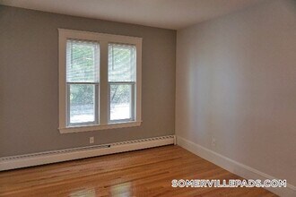 2 Ivaloo St, Unit 1 in Somerville, MA - Building Photo - Building Photo