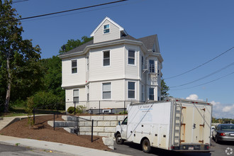 11 Clyfton St in Plymouth, MA - Building Photo - Building Photo