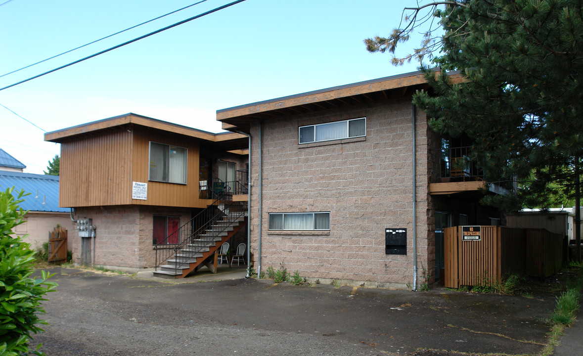 638 Van Buren St in Eugene, OR - Building Photo