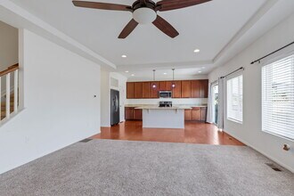 10827 Ventura Ct in Commerce City, CO - Building Photo - Building Photo