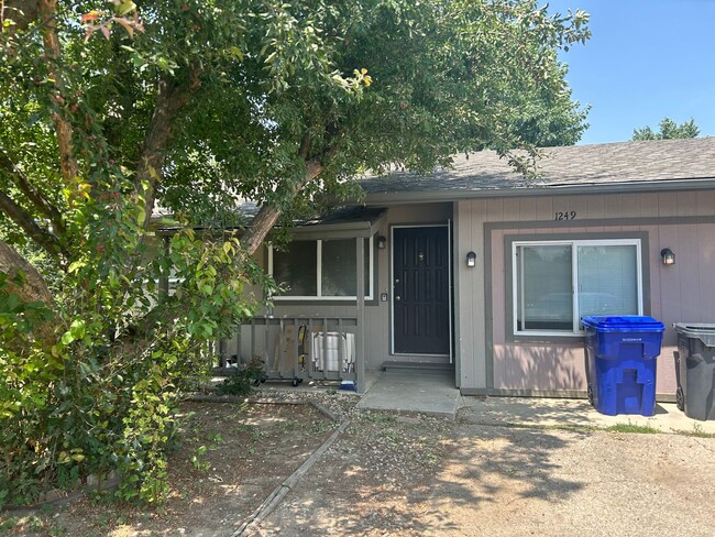 property at 1249 E 6th St