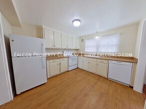 2431 Paseo Rd in Colorado Springs, CO - Building Photo - Building Photo