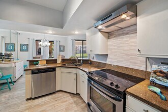 401 Sea Oats Dr in Juno Beach, FL - Building Photo - Building Photo