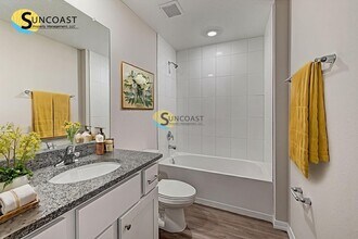 9564 Hood Rd in Jacksonville, FL - Building Photo - Building Photo
