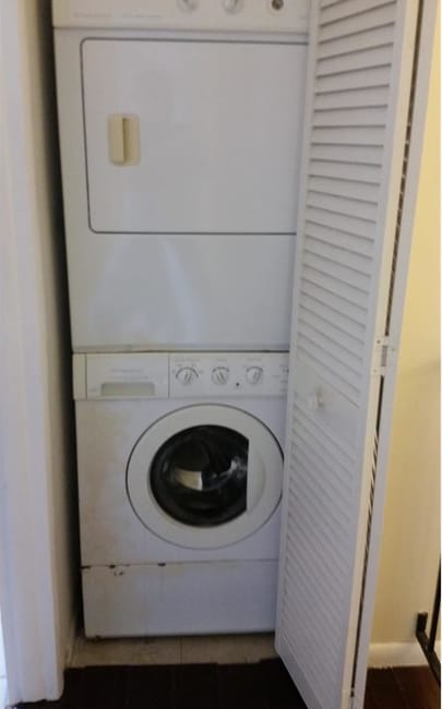 8911 NW 28th Dr in Coral Springs, FL - Building Photo - Building Photo