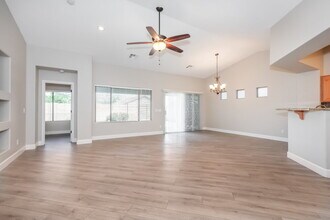 1846 W Half Moon Cir in San Tan Valley, AZ - Foto de edificio - Building Photo