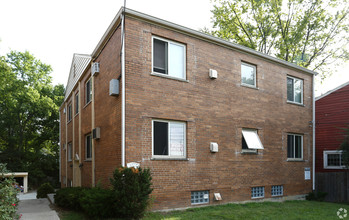 6362-6366 Corbly Rd in Cincinnati, OH - Foto de edificio - Building Photo