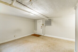 1832 Biltmore St NW in Washington, DC - Building Photo - Building Photo