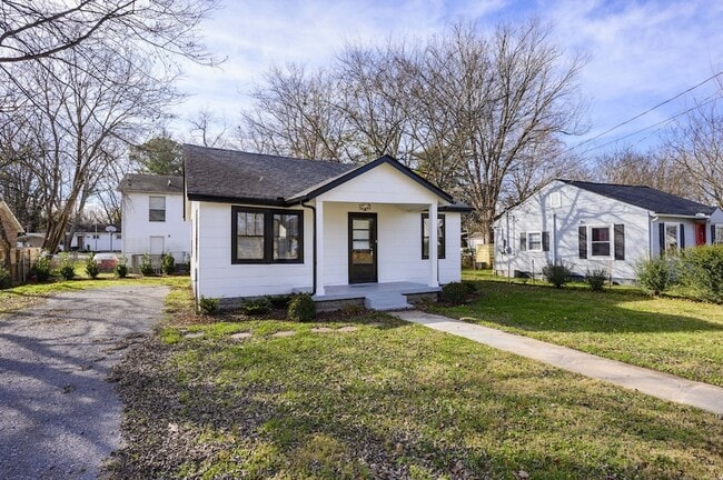 709 East St in Murfreesboro, TN - Building Photo - Building Photo