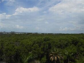 4811 Island Pond Ct-Unit -304 in Bonita Springs, FL - Building Photo - Building Photo