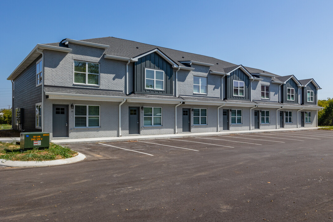 Flats at Melrose in Lebanon, TN - Building Photo