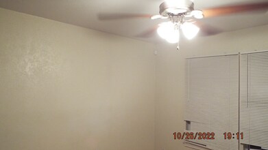141 Julia Helen Dr in San Antonio, TX - Building Photo - Building Photo