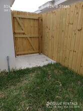 814 E Starr Rd in Mercedes, TX - Foto de edificio - Building Photo