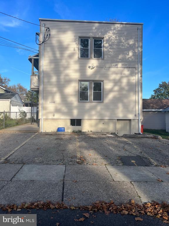 property at 3200 Calvert Ave