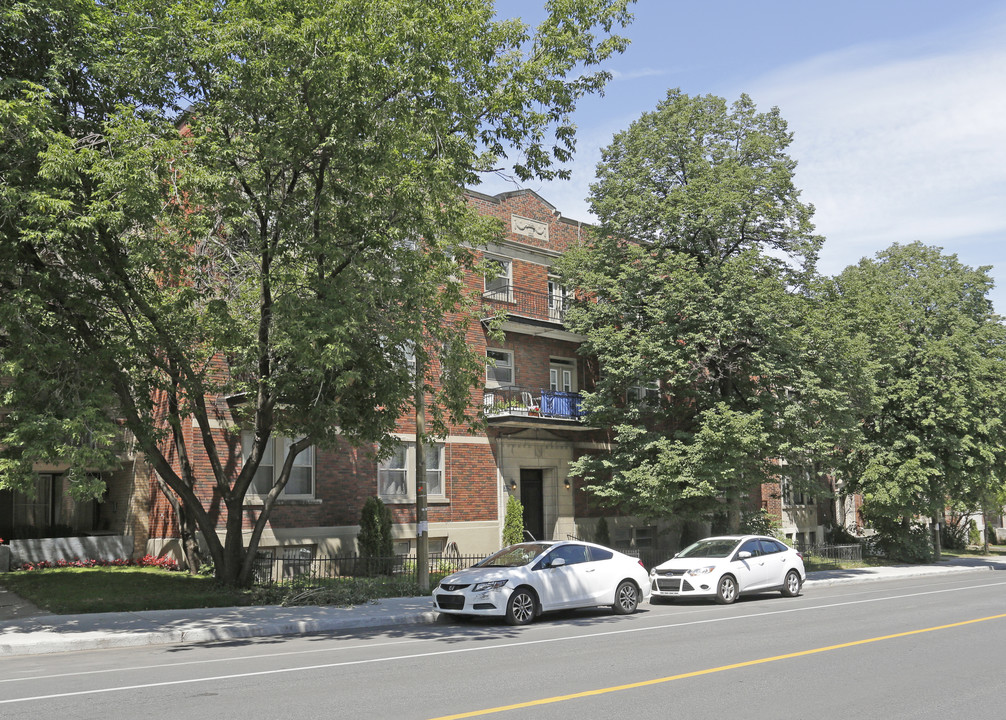 3029 Édouard-Montpetit in Montréal, QC - Building Photo