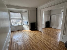 The Cove in Easton, PA - Building Photo