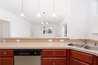 4528 Turnworth Arch in Virginia Beach, VA - Building Photo - Building Photo