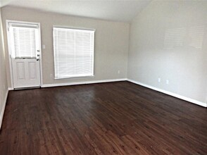 2322 Steep Pine Tr in Fresno, TX - Building Photo - Building Photo